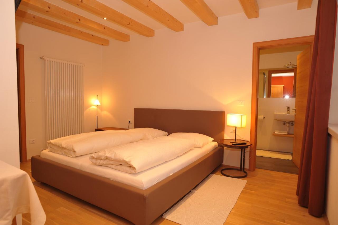 モンターニャ Schiessstandhof Bed & Breakfast エクステリア 写真