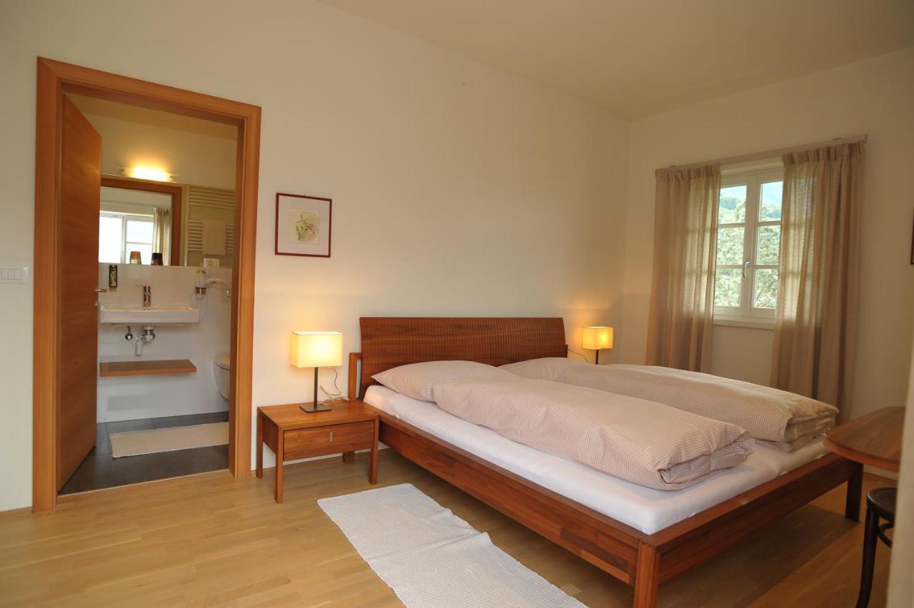 モンターニャ Schiessstandhof Bed & Breakfast エクステリア 写真